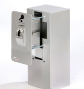 Keysecuritybox KSB007 coffre-fort à clés intégré avec panneau de façade, rouleau et coffre-fort intérieur.